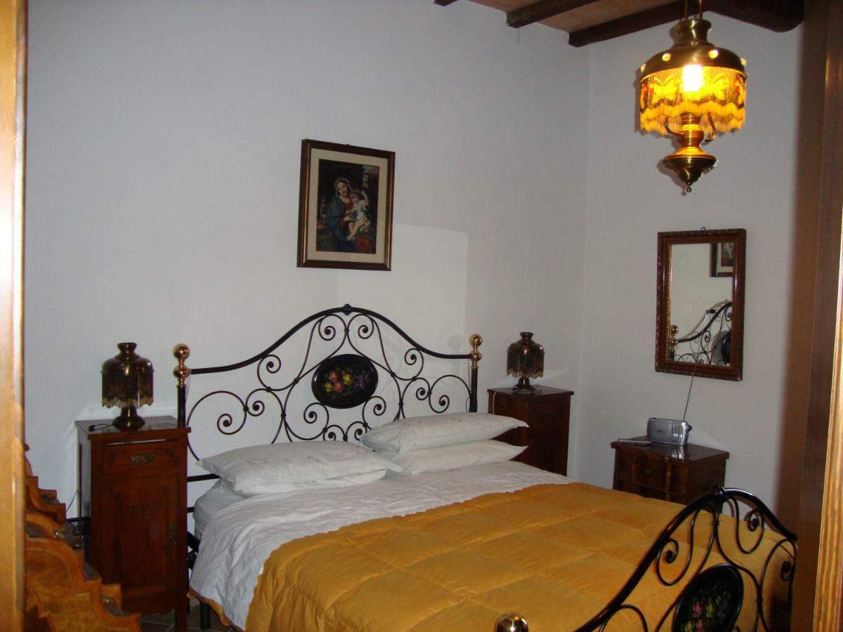 Villa Residenza Le Querce Trilocale Fossato di Vico Exterior foto