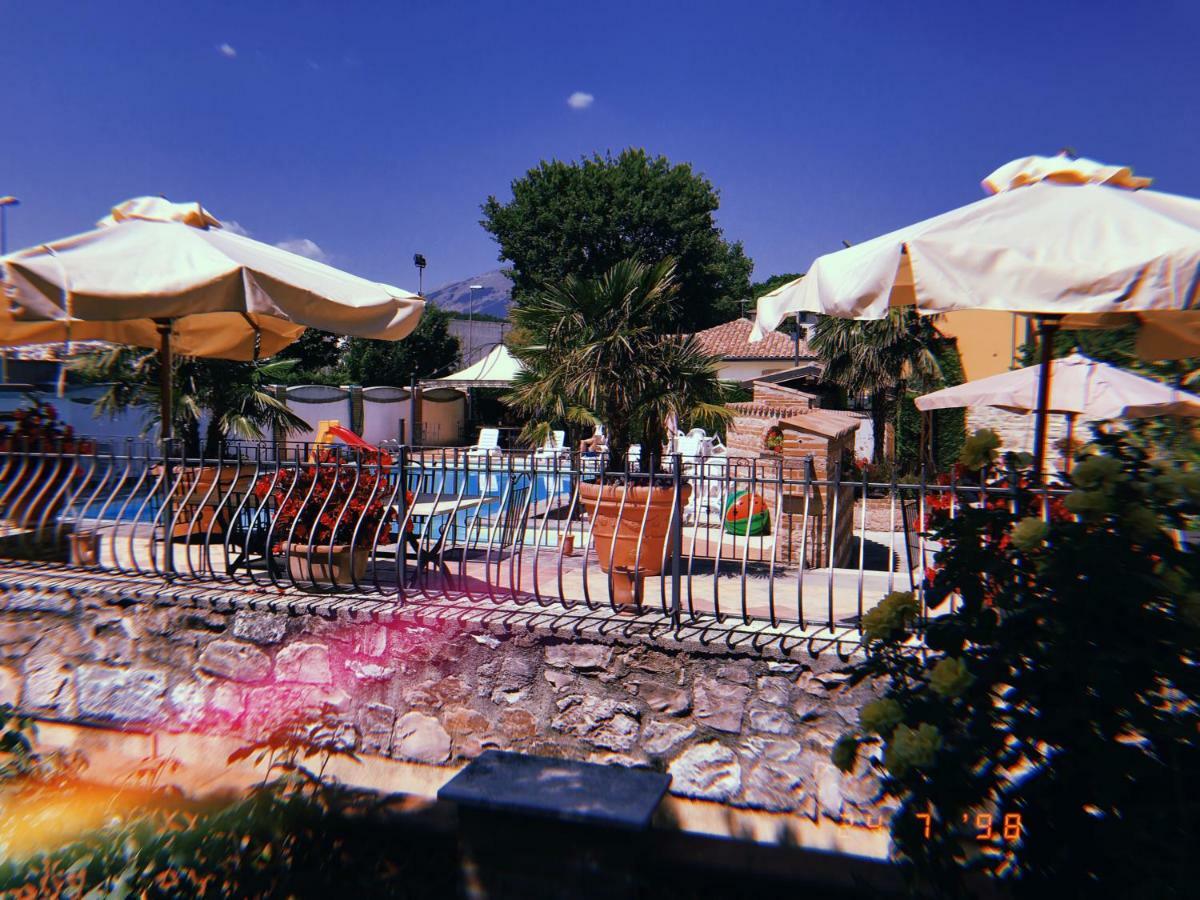 Villa Residenza Le Querce Trilocale Fossato di Vico Exterior foto